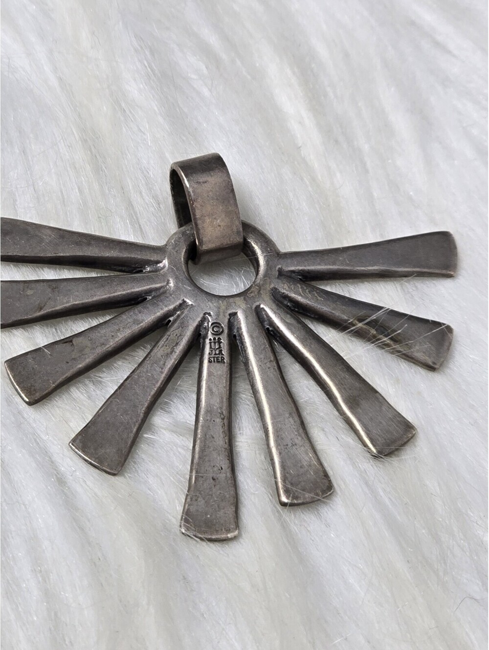 James Avery Retired Hammered Sunburst Pendant Sterling 925